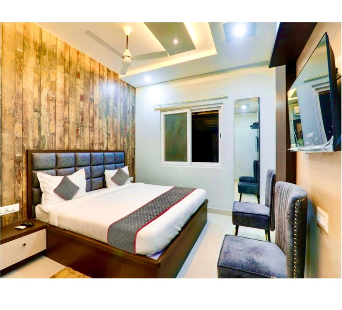 Hotel Rama Gorakhpur Bagian luar foto